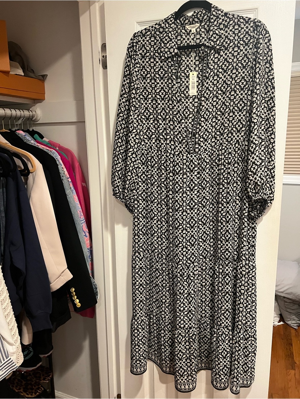 Max Studio Black and White Midi Dress 👗